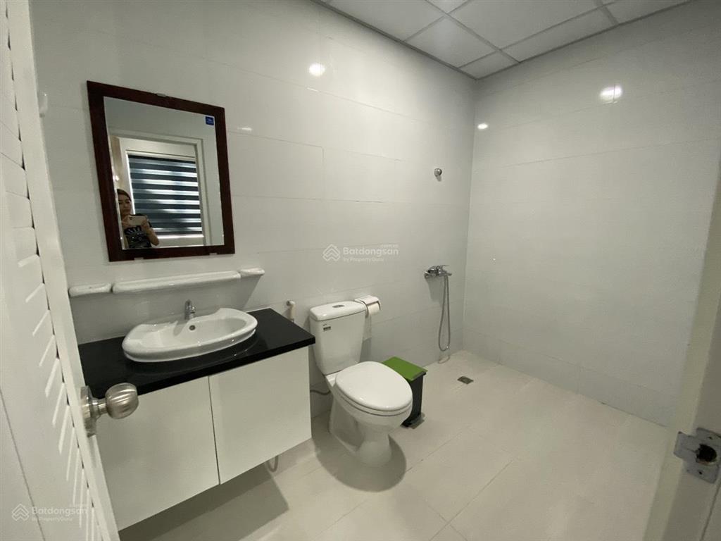 Cho thuê gấp căn hộ 2pn 2wc 70m2, giá 8,5 triệu/tháng,  0974 025 ***