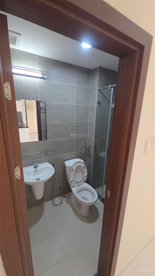 Căn hộ tái định cư green river mới 100% ở ngay, có sổ 3  6 tháng giá chỉ 2.65 tỷ căn 2pn 2wc!