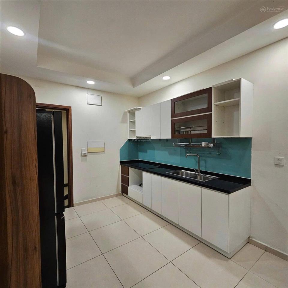 Cho thuê cc the pegasuite, 12 triệu vnd, 68m2, 2pn, 2wc, nhiều tiện ích cao cấp, tiện về trung tâm