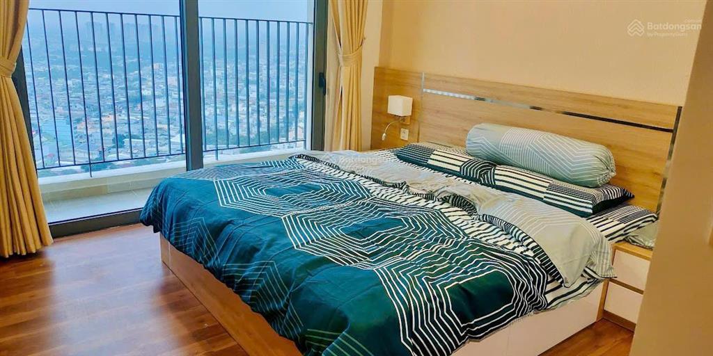 Căn 75m2 view hồ bơi tầng đẹp thoáng  giá thuê 14tr full nt  còn giảm cho khách kĩ nhà vào ở ngay