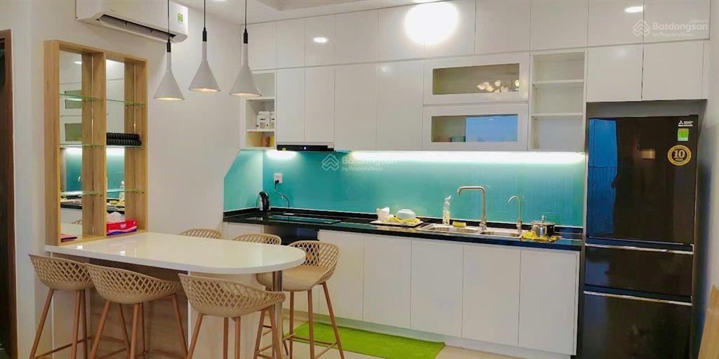 Căn 75m2 view hồ bơi tầng đẹp thoáng  giá thuê 14tr full nt  còn giảm cho khách kĩ nhà vào ở ngay