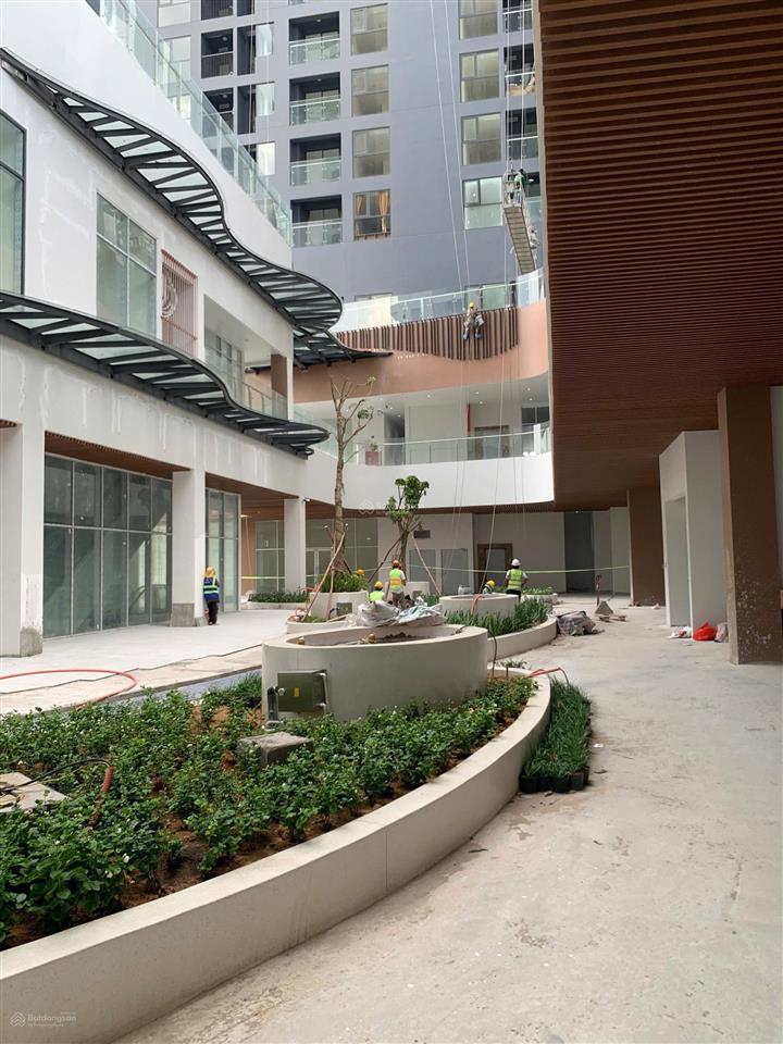Dauqa  54m2 2pn mt bến bình đông quận 8  nhà mới 100% cho thuê nt cơ bản giá thuê 10tr miễn pql.