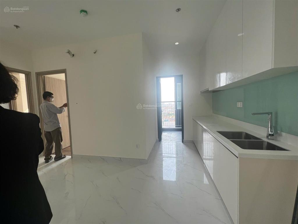 Dauqa  54m2 2pn mt bến bình đông quận 8  nhà mới 100% cho thuê nt cơ bản giá thuê 10tr miễn pql.