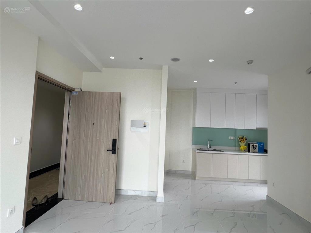 Dauqa  54m2 2pn mt bến bình đông quận 8  nhà mới 100% cho thuê nt cơ bản giá thuê 10tr miễn pql.
