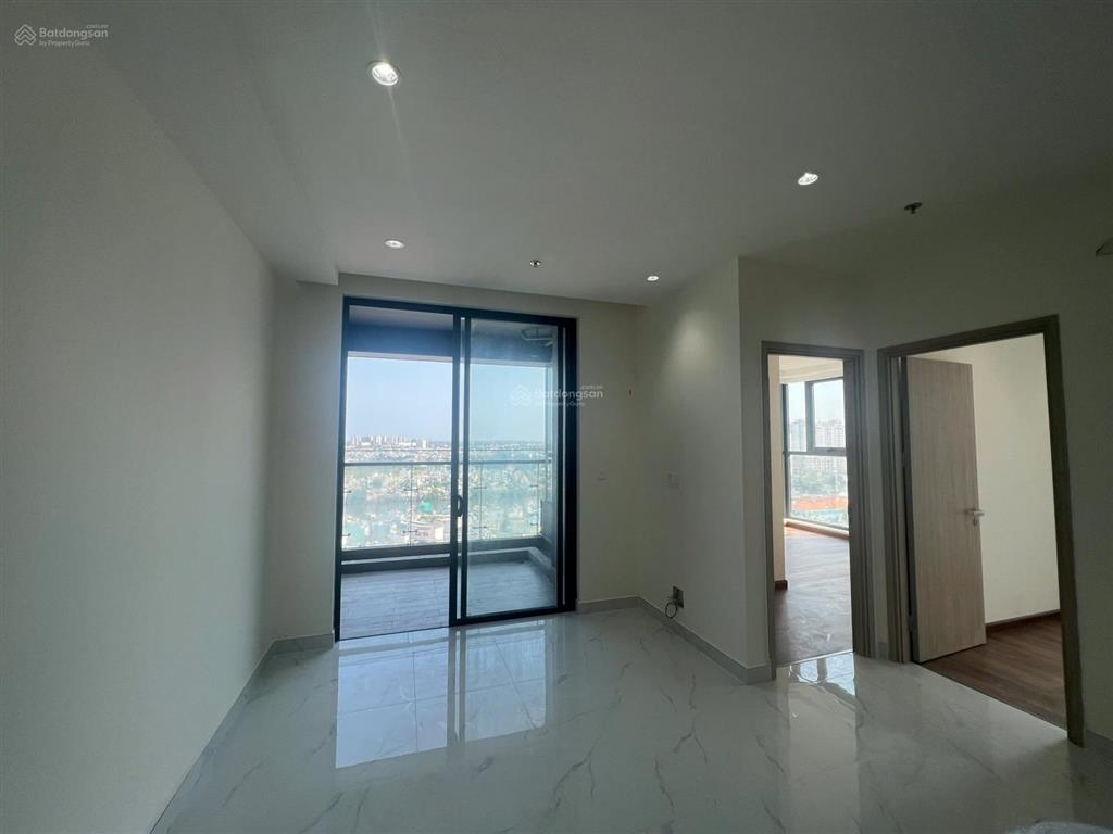 Dauqa  54m2 2pn mt bến bình đông quận 8  nhà mới 100% cho thuê nt cơ bản giá thuê 10tr miễn pql.