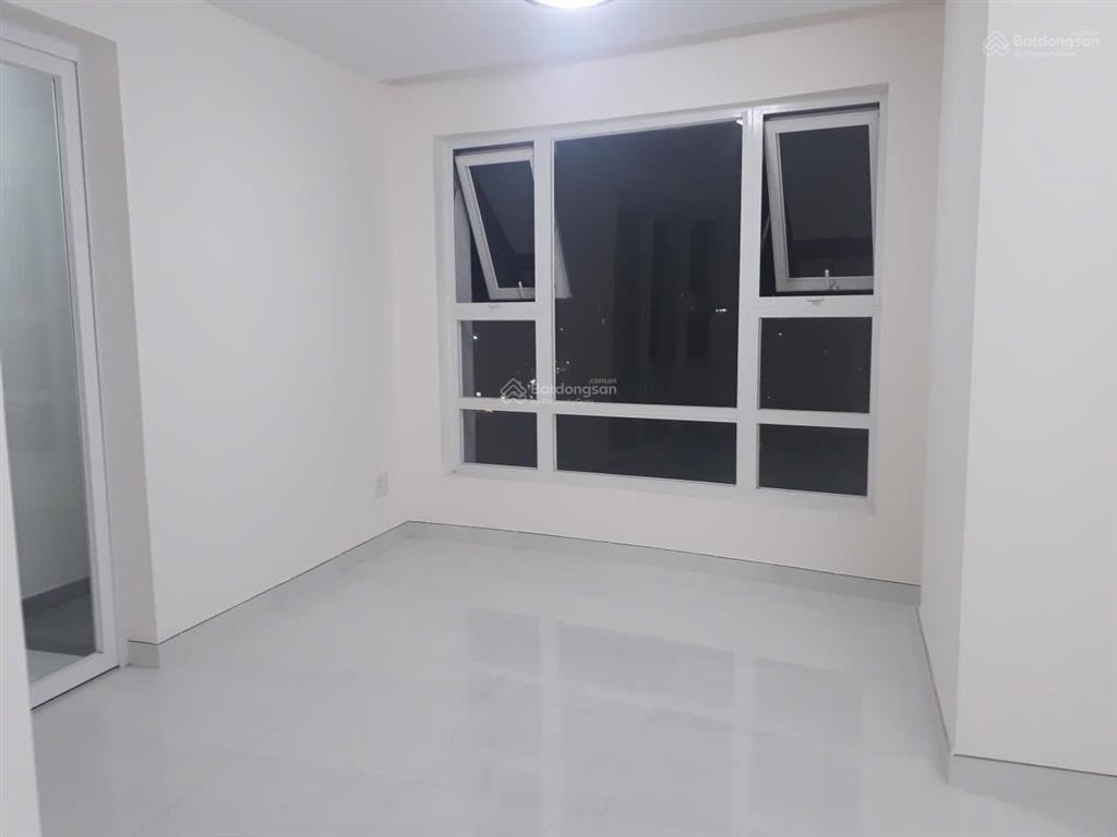 Căn 50m2 giá 2.8 tỷ có sổ. nhà trống đang cho thuê 6tr. có thể nhận ở ngay. tầng thấp