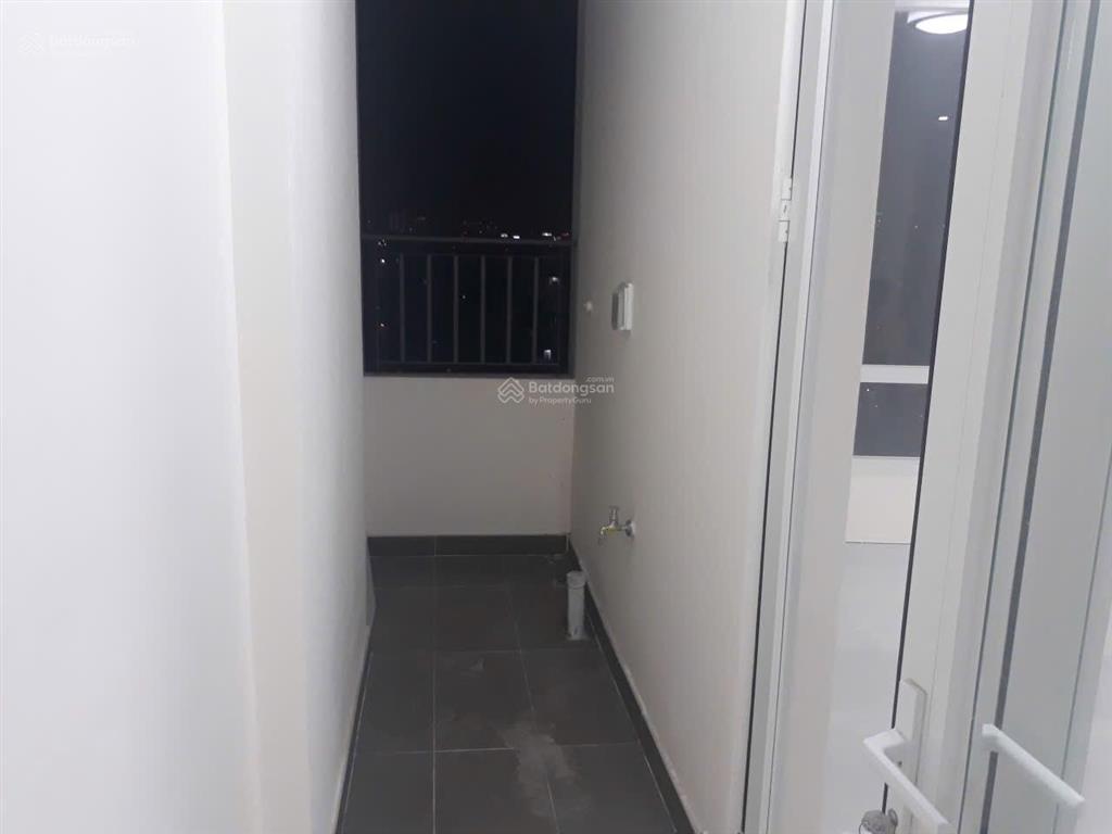 Căn 50m2 giá 2.8 tỷ có sổ. nhà trống đang cho thuê 6tr. có thể nhận ở ngay. tầng thấp