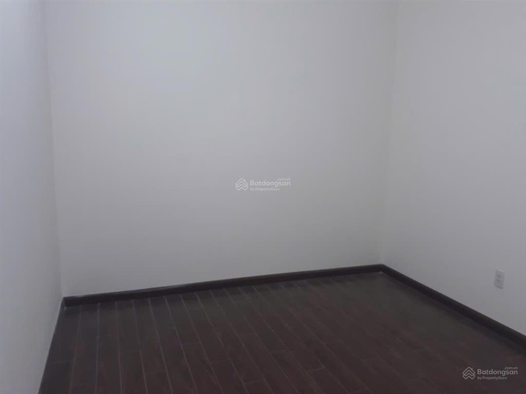 Căn 50m2 giá 2.8 tỷ có sổ. nhà trống đang cho thuê 6tr. có thể nhận ở ngay. tầng thấp