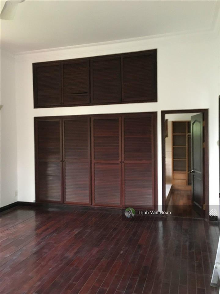 Villa kinh doanh thương mại thảo điền  600m2  80 tr/ tháng  0908 947 ***