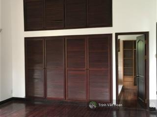 Villa kinh doanh thương mại thảo điền  600m2  80 tr/ tháng  0908 947 ***
