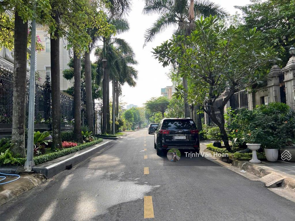 (giảm 5 tỷ) bán đất khu biệt thự river mark  220 trần não  300m2  0908 947 ***