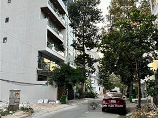 Đất huy hoàng 8x20 đường 12m thông 270 tr/m2  0908 947 ***