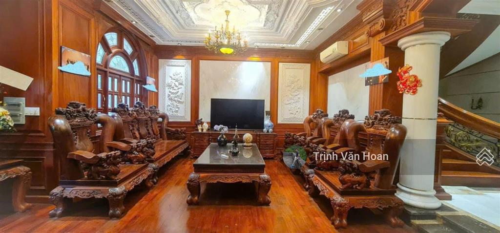 Biệt thự đường xuân thuỷ  thảo điền  250m2, hầm 4 tầng  0908 947 ***