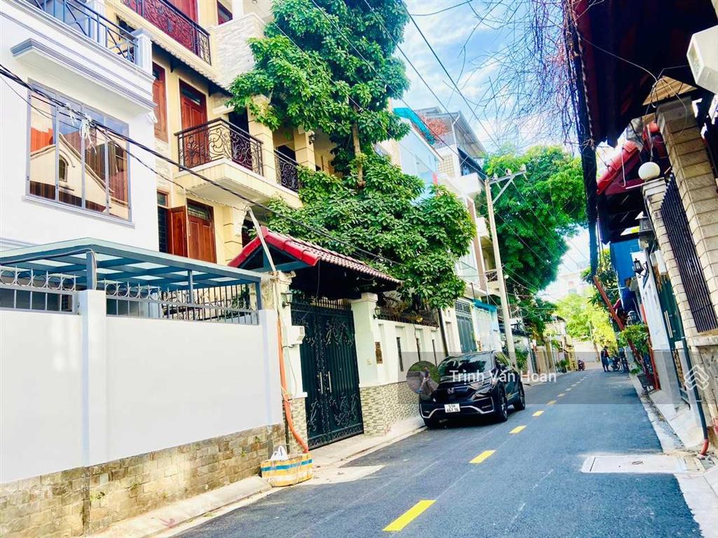 Bán nhà khu báo chí thảo điền  10x11m  3 lầu  35 tỷ  0908 947 ***