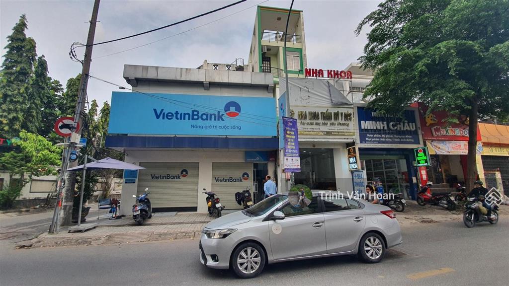 Bán nhà mặt tiền kinh doanh thương mại quốc hương  135m2  0908 947 ***