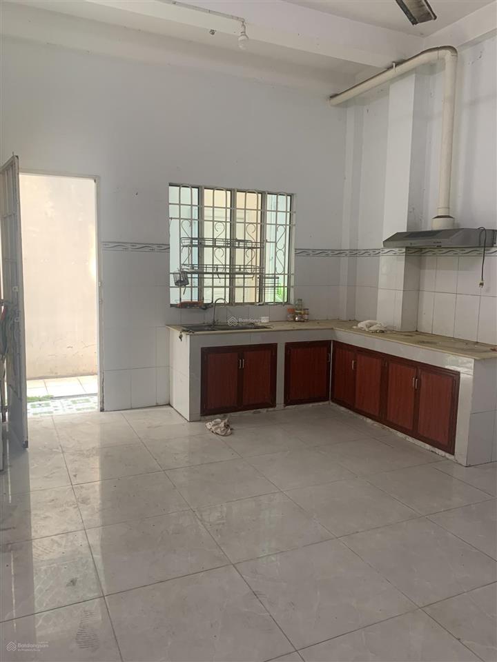 Chính chủ cần bán gấp nhà diện tích 4x20 đường số 9