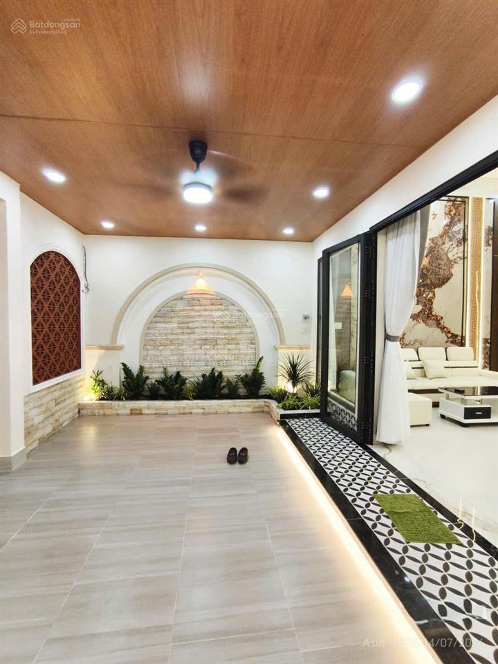 Chính chủ cần bán gấp căn biệt thự sân vườn diện tích 6x25m