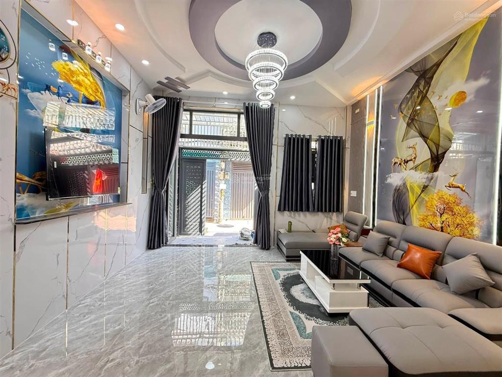Bán nhà riêng tại đường trương thị hoa, 6,099 tỷ, 55m2, 4pn, 3wc, sổ hồng đầy đủ, hot!