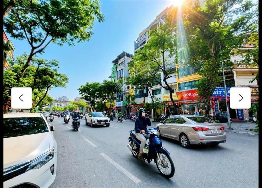 Fo bán nhà mặt phố trần đăng ninh, hà đông 40m2  4 tầng  13,9 tỷ sẵn sổ đỏ.