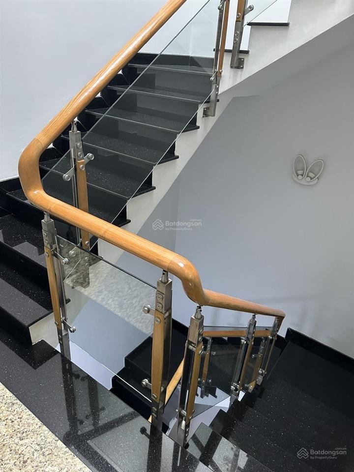 Bán nhà mặt tiền 5 lầu đẹp đường số 2 cư xá bình thới 16,x tỷ tl nhiều