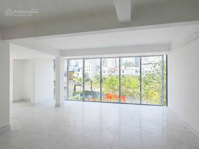 Cho thuê văn phòng 100m² (tầng 6) tại hoàng sa, quận 1  giá thuê 42,2 triệu/tháng
