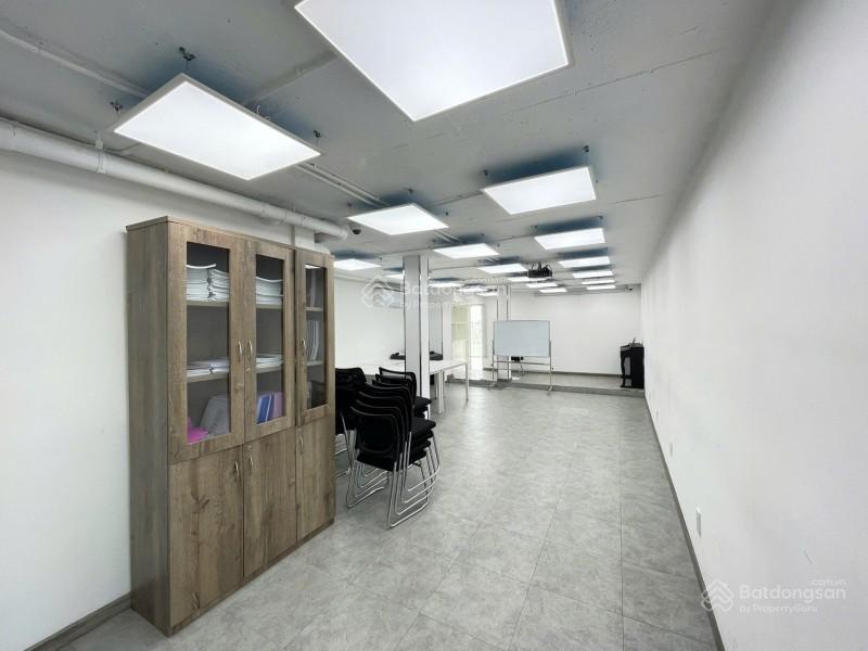 Cho thuê văn phòng 60m2 đường trần khánh dư, quận 1  giá thuê 23,8 triệu/tháng