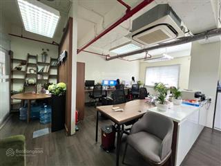 Cho thuê văn phòng 65 m2  đường nguyễn văn thủ, quận 1  giá thuê 27,6 triệu/tháng