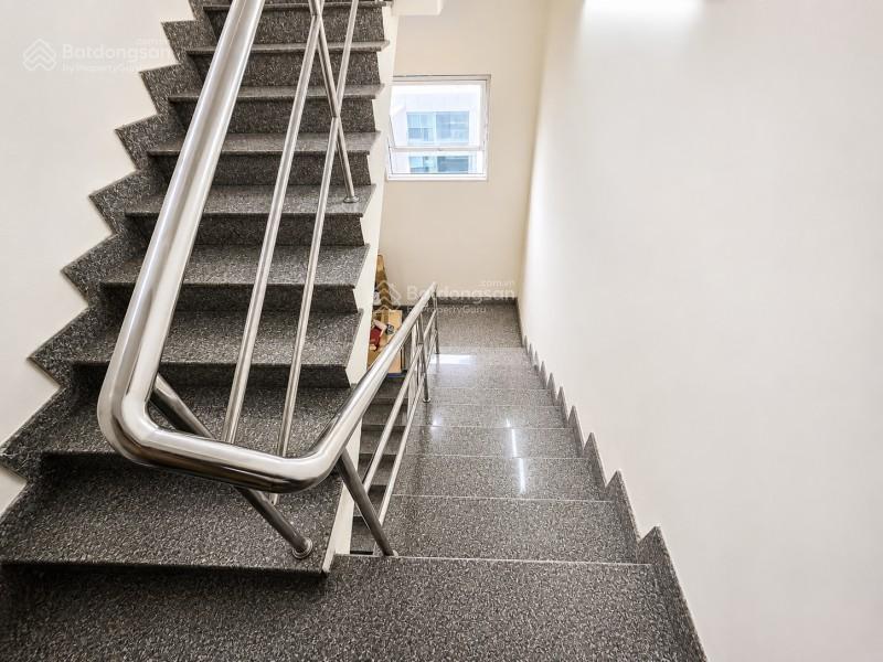 Cho thuê văn phòng 65 m2  đường nguyễn văn thủ, quận 1  giá thuê 27,6 triệu/tháng