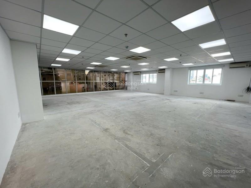 Cho thuê văn phòng 180 m2  đường nguyễn văn thủ, quận 1  giá thuê 76,3 triệu/tháng