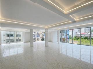 Cho thuê văn phòng 190 m2  đường hoàng sa, quận 1  giá thuê 90,2 triệu/tháng