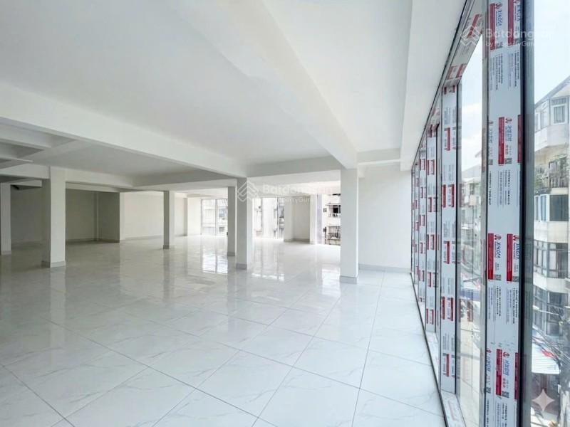 Cho thuê văn phòng 160 m2  đường hoàng sa, quận 1  giá thuê 80,2 triệu/tháng