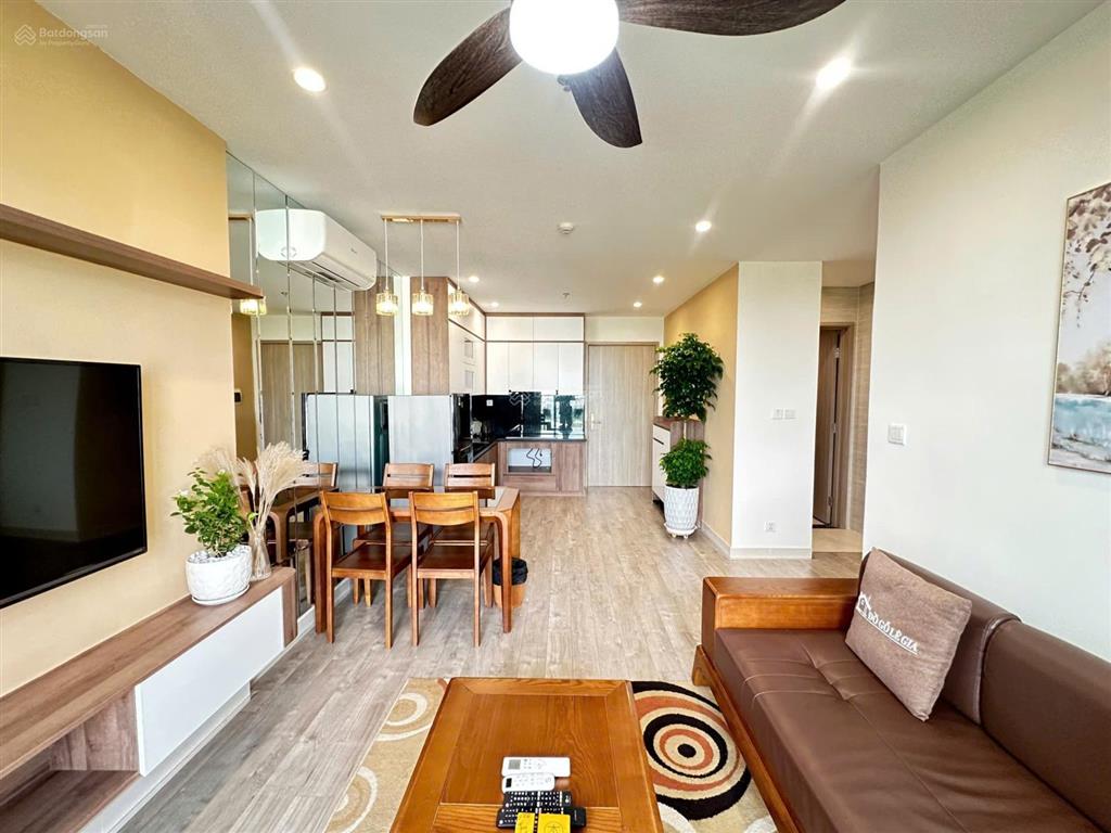 Bán căn 2pn1wc view vinuni đẹp nhất ocean park, lại hướng đông nam, full đồ, sẵn sổ giá 3,6 tỷ