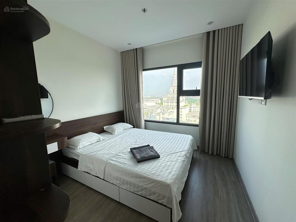 Bán căn 2pn1wc view vinuni đẹp nhất ocean park, lại hướng đông nam, full đồ, sẵn sổ giá 3,6 tỷ