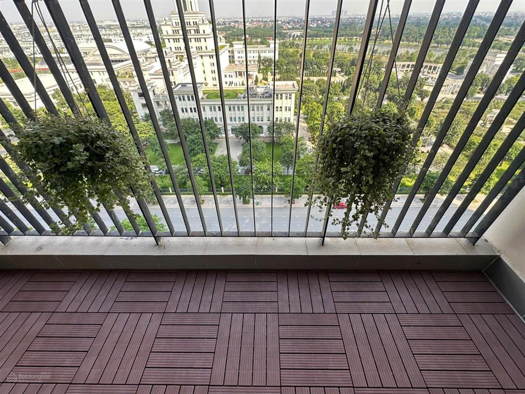 Bán căn 2pn1wc view vinuni đẹp nhất ocean park, lại hướng đông nam, full đồ, sẵn sổ giá 3,6 tỷ