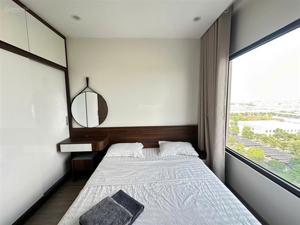 Bán căn 2pn1wc view vinuni đẹp nhất ocean park, lại hướng đông nam, full đồ, sẵn sổ giá 3,6 tỷ