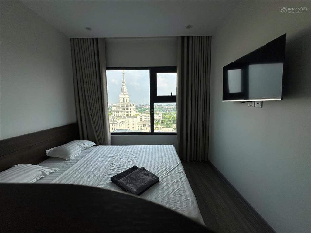 Bán căn 2pn1wc view vinuni đẹp nhất ocean park, lại hướng đông nam, full đồ, sẵn sổ giá 3,6 tỷ