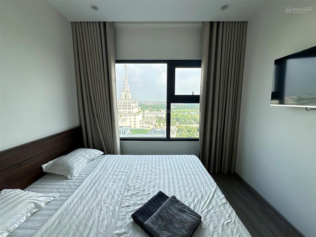 Bán căn 2pn1wc view vinuni đẹp nhất ocean park, lại hướng đông nam, full đồ, sẵn sổ giá 3,6 tỷ