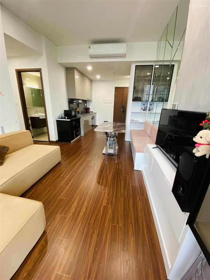 Cho thuê căn 3 ngủ tầng trung toà h3 giá chỉ 15tr/tháng, view đẹp, 01/09 vào được