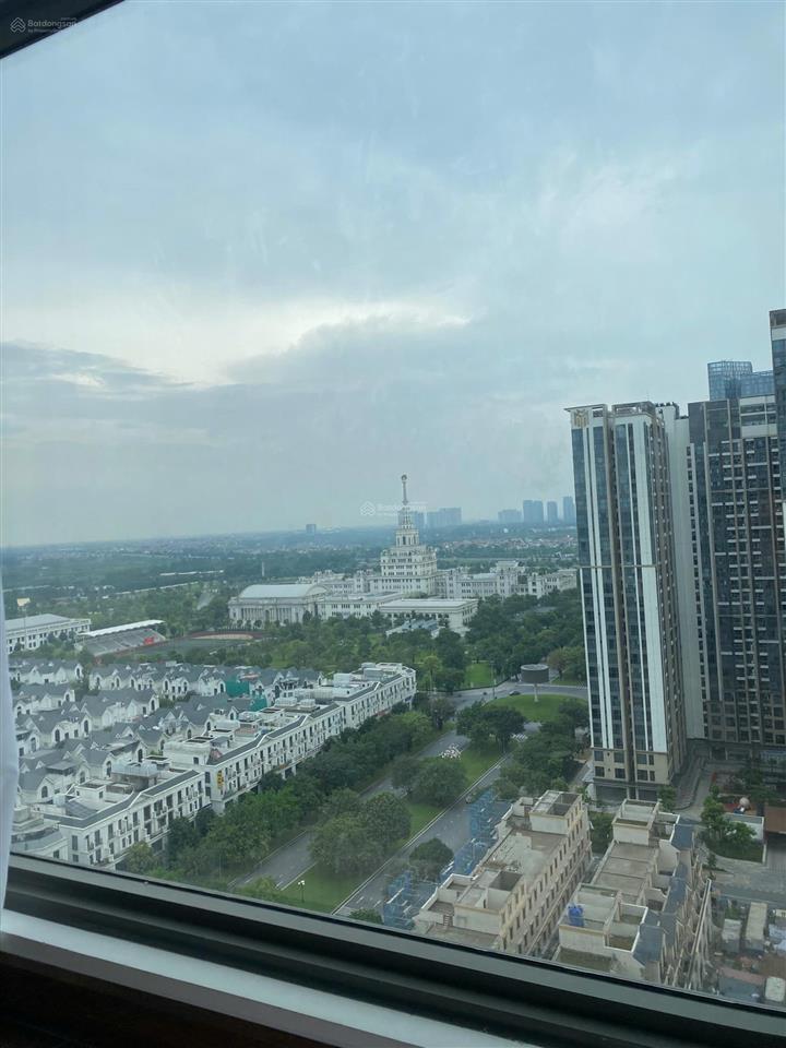 Cho thuê căn 3 ngủ tầng trung toà h3 giá chỉ 15tr/tháng, view đẹp, 01/09 vào được