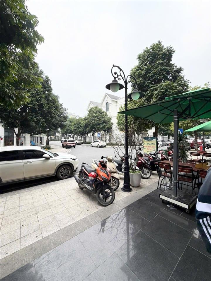 Cho thuê shophouse san hô, đã hoàn thiện, kinh doanh được giá 25tr/tháng