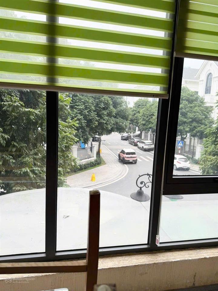 Cho thuê shophouse san hô, đã hoàn thiện, kinh doanh được giá 25tr/tháng