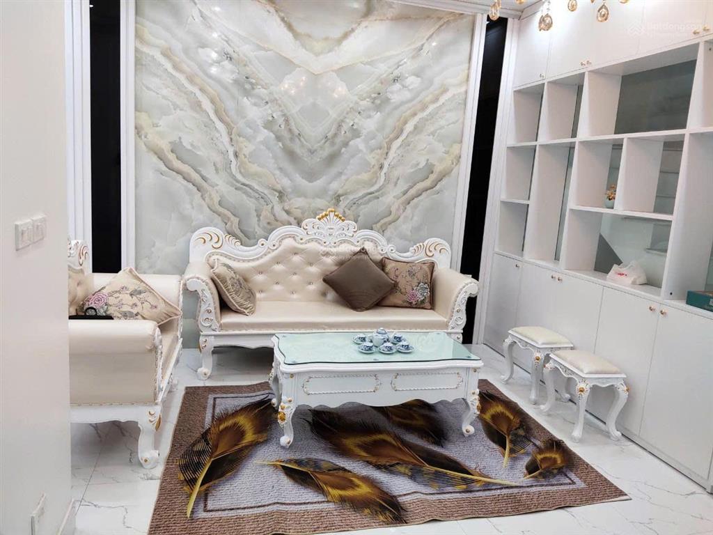 Cho thuê liền kề 90m2 ngọc trai full đồ 5 phòng ngủ, giá 35tr/tháng, bảo vệ 24/7, phân khu đẹp