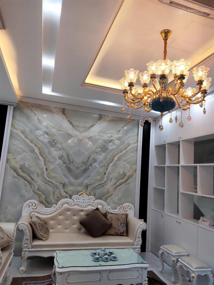 Cho thuê liền kề 90m2 ngọc trai full đồ 5 phòng ngủ, giá 35tr/tháng, bảo vệ 24/7, phân khu đẹp