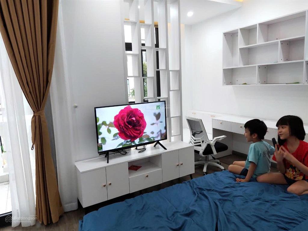 Cho thuê liền kề 90m2 ngọc trai full đồ 5 phòng ngủ, giá 35tr/tháng, bảo vệ 24/7, phân khu đẹp