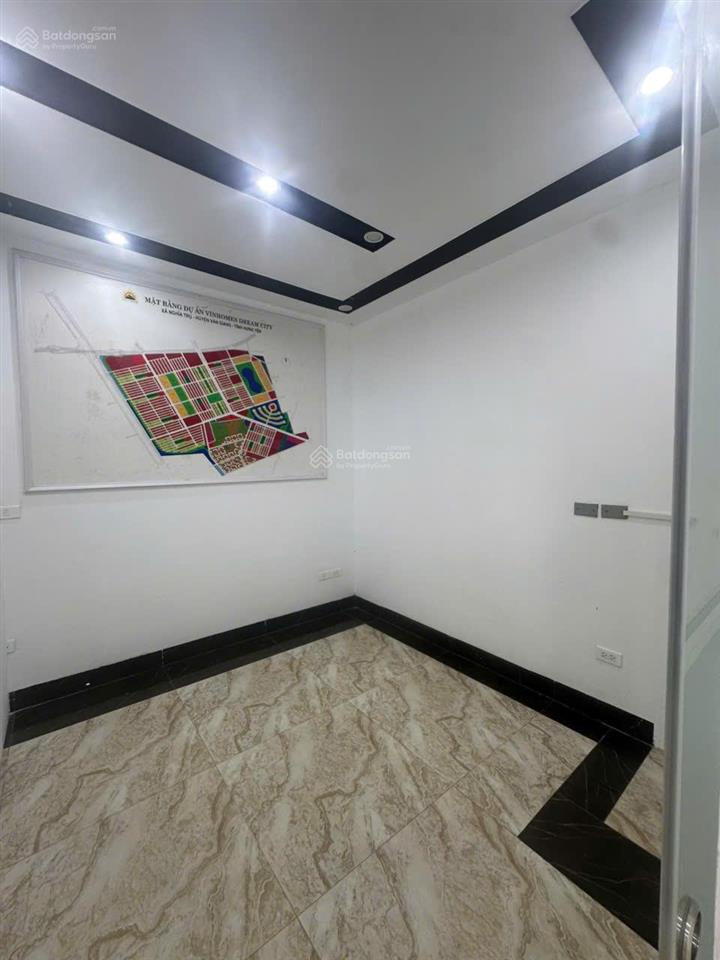 Cho thuê liền kề hải âu 90m2 hoàn thiện cơ bản 3tầng 1tum có điều hoà, ko thang máy. giá 27tr/tháng