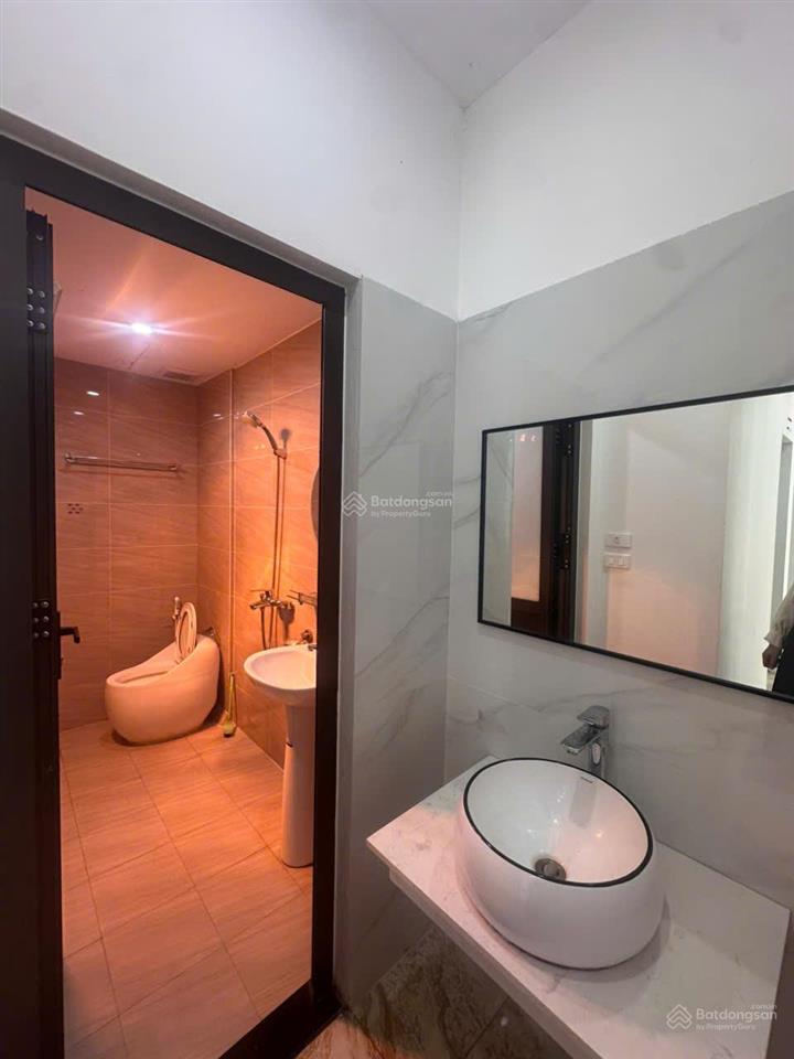 Cho thuê liền kề hải âu 90m2 hoàn thiện cơ bản 3tầng 1tum có điều hoà, ko thang máy. giá 27tr/tháng