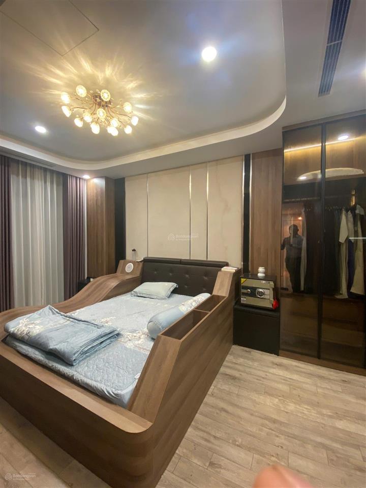 Cho thuê nhà sb19a hoàn thiện 5 tầng full đồ có thang máy, giá 42tr/tháng