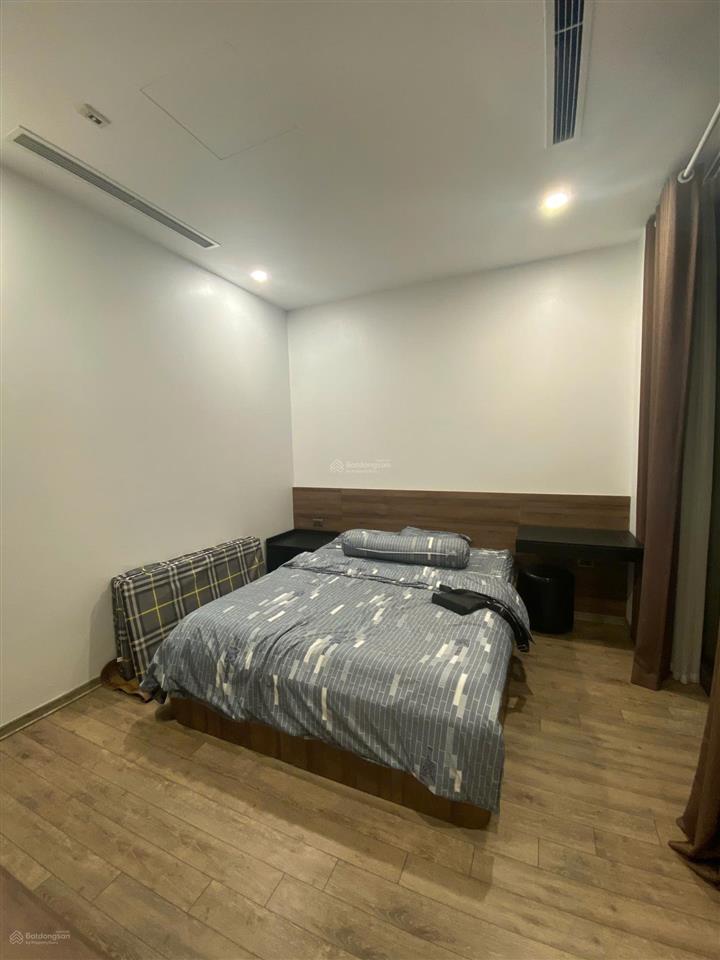 Cho thuê nhà sb19a hoàn thiện 5 tầng full đồ có thang máy, giá 42tr/tháng