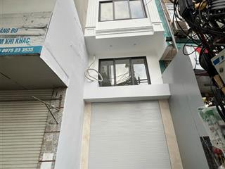 Bán nhà mặt phố la thành, ngã 6 ô chợ dừa, 35m², 5 tầng + 1 tum, thang máy, kinh doanh, giá 16 tỷ