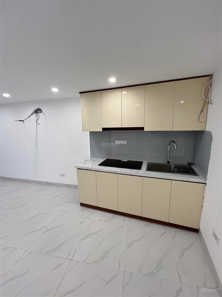 Chính chủ bán nhà mặt phố la thành, ô chợ dừa, 35m², 5 tầng + tum, thang máy, kinh doanh, giá 16 tỷ